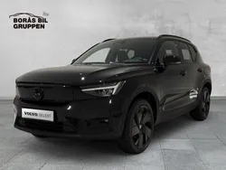Svart Begagnad 2025 Volvo EX40 Plus SUV | 639 000 kr