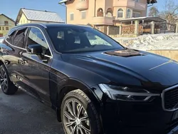 Svart Begagnad 2018 Volvo XC60 R-Design SUV | 240 000 kr (Bra pris)