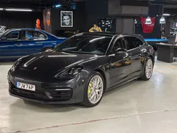 Mörkgrå Begagnad 2020 Porsche Panamera 4 Sport Turismo Sedan | 799 000 kr (Superpris)
