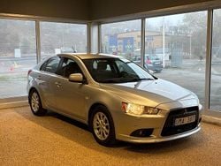 Silver Begagnad 2010 Mitsubishi Lancer Sportback Inform Halvkombi | 34 900 kr (Marknadspris)