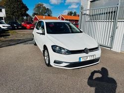 Vit Begagnad 2017 VW Golf VII Halvkombi | 119 900 kr (Marknadspris)