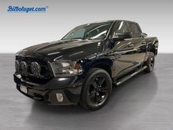 Svart Begagnad 2022 RAM 1500 Pickup | 599 000 kr (Bra pris)