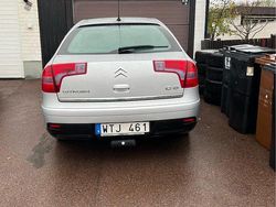 Silver Begagnad 2005 Citroën C5 Halvkombi | 18 000 kr (Marknadspris)
