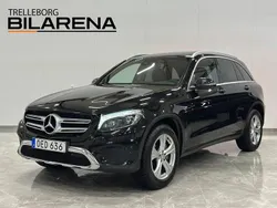 Svart Begagnad 2017 Mercedes GLC250 SUV | 239 900 kr (Bra pris)