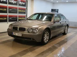 Grå Begagnad 2003 BMW 745 Sedan | 59 900 kr