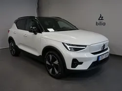 Vit Begagnad 2024 Volvo XC40 Core SUV | 419 900 kr