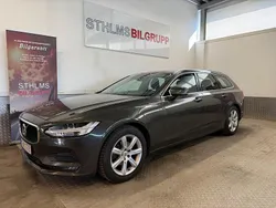 Mörkgrå (grå) Begagnad 2018 Volvo V90 Momentum Kombi | 199 900 kr (Marknadspris)