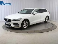 Vit Begagnad 2020 Volvo V60 Momentum Kombi | 234 800 kr (Bra pris)