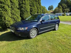 Blå Begagnad 2006 Volvo V50 Kinetic Kombi | 25 000 kr (Bra pris)
