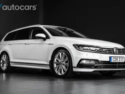 Vit Begagnad 2017 VW Passat R-line Kombi | 255 000 kr