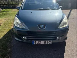 Grå Begagnad 2007 Peugeot 307 Halvkombi | 21 500 kr (Marknadspris)