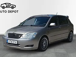 Grå Begagnad 2004 Toyota Corolla Sport Halvkombi | 59 900 kr (Dyr)