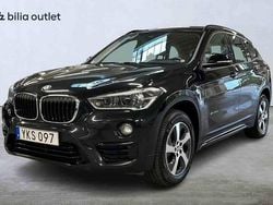 Svart Begagnad 2017 BMW X1 SUV | 209 900 kr (Marknadspris)