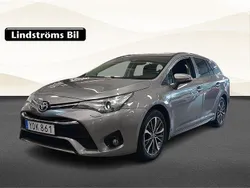Brun Begagnad 2016 Toyota Avensis Active Kombi | 159 900 kr (Lite dyr)