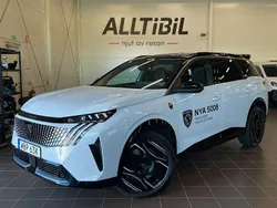 Vit Begagnad 2024 Peugeot e-5008 GTi SUV | 524 900 kr