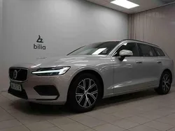 Silver Begagnad 2023 Volvo V60 Kombi | 309 900 kr (Marknadspris)