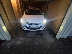 Vit Begagnad 2013 Hyundai i40 Kombi | 76 000 kr (Marknadspris)