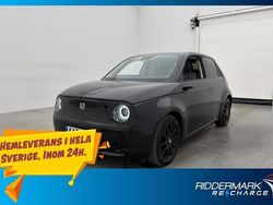 Svart Begagnad 2022 Honda e Advance Halvkombi | 234 800 kr (Marknadspris)
