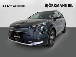 Grå Begagnad 2024 Kia Niro SUV | 324 900 kr (Bra pris)