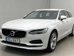 Vit Begagnad 2017 Volvo V90 Momentum Kombi | 144 000 kr (Marknadspris)