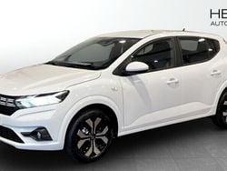 Vit (white) Ny 2025 Dacia Sandero Expression Halvkombi | 219 900 kr (Marknadspris)