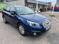 Blå Begagnad 2015 Subaru Outback SUV | 169 900 kr (Marknadspris)