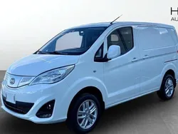 Vit (white) Begagnad 2023 BYD ETP3 Van | 222 375 kr (Marknadspris)