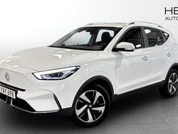 Vit (white) Begagnad 2022 MG ZS Comfort Sedan | 239 900 kr (Bra pris)