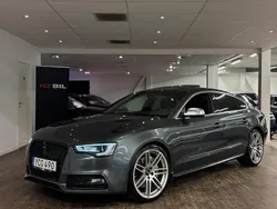 Grå Begagnad 2016 Audi A5 S-Line Sportkupé | 179 900 kr (Marknadspris)