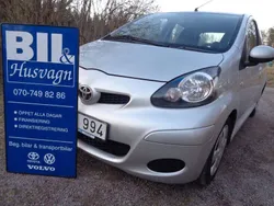Silver Begagnad 2009 Toyota Aygo Halvkombi | 43 900 kr