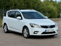 Vit Begagnad 2011 Kia Ceed Sportswagon Kombi | 45 500 kr (Marknadspris)
