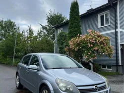 Grå Begagnad 2004 Opel Astra Halvkombi | 13 000 kr (Marknadspris)