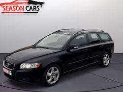 Svart Begagnad 2011 Volvo V50 Momentum Kombi | 84 900 kr (Marknadspris)