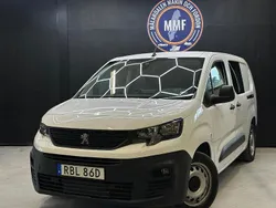 Vit Begagnad 2021 Peugeot Partner Minibuss | 224 800 kr