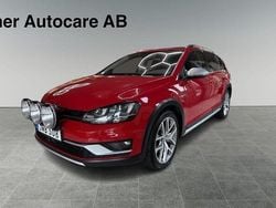 Röd Begagnad 2015 VW Golf Alltrack Kombi | 182 000 kr (Lite dyr)