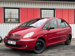 Röd Begagnad 2006 Citroën Xsara Picasso Minibuss | 29 900 kr (Marknadspris)