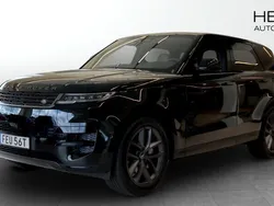 Svart (black) Ny 2025 Land Rover Range Rover Sport SE SUV | 1 317 000 kr (Bra pris)