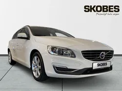 Vit Begagnad 2017 Volvo V60 Business Edition Kombi | 169 900 kr (Marknadspris)