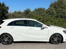 Vit Begagnad 2018 Mercedes A180 Style Halvkombi | 180 000 kr (Marknadspris)