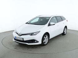 Vit Begagnad 2016 Toyota Auris Touring Sports Active Kombi | 150 000 kr (Bra pris)
