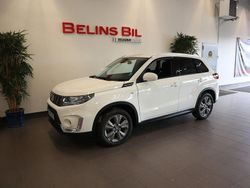 Vit Begagnad 2023 Suzuki Vitara SUV | 254 500 kr (Marknadspris)