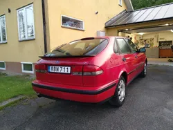 Röd Begagnad 2000 Saab 9-3 Halvkombi | 15 000 kr (Superpris)