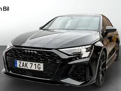 Mytsvart metallic Begagnad 2024 Audi RS3 Halvkombi | 729 000 kr