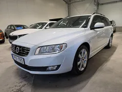 Vit Begagnad 2015 Volvo V70 Kinetic Kombi | 129 500 kr (Marknadspris)
