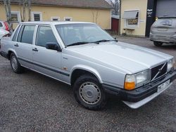 Grå Begagnad 1987 Volvo 740 Sedan | 59 900 kr