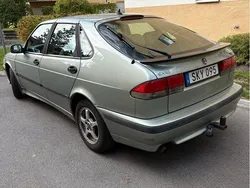 Grön Begagnad 2001 Saab 9-3 Halvkombi | 25 000 kr