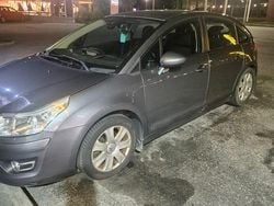 Begagnad 2010 Citroën C4 Halvkombi | 32 900 kr (Marknadspris)