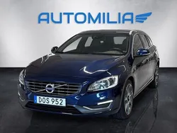 Blå Begagnad 2015 Volvo V60 Momentum Kombi | 149 900 kr (Marknadspris)