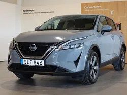 Ljusgrå Begagnad 2023 Nissan Qashqai N-Connecta SUV | 309 800 kr (Bra pris)