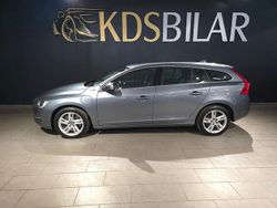 Grå Begagnad 2016 Volvo V60 Summum Kombi | 159 900 kr